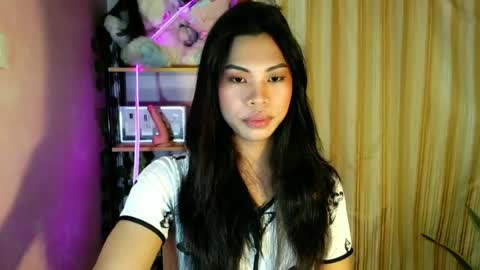 its_chloe20 online show from 17, 6, 2026