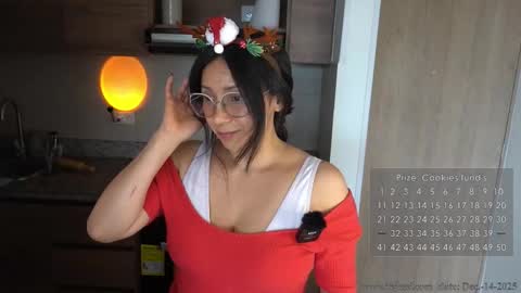 Snapshot of its_jessi chatting on 14, 12, 2025 Jessi online show from 14, 12, 2025