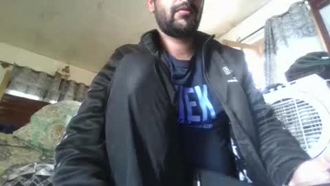 its_me_2323 online show from 2, 4, 2026