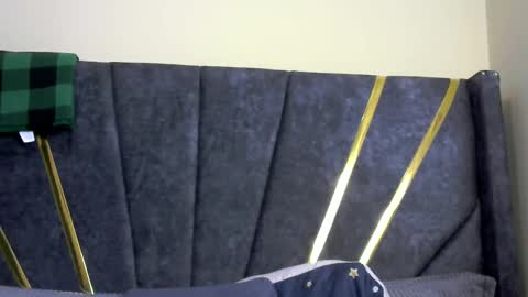 Snapshot of its_sweet chatting on 18, 9, 2025 BigAss horny online show from 18, 9, 2025