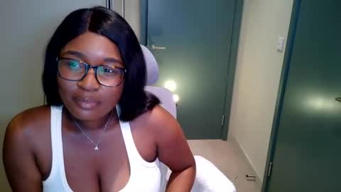 itsanna_b online show from 1, 7, 2026