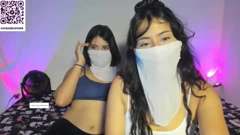 Chloee and Sky online show from 29, 10, 2025