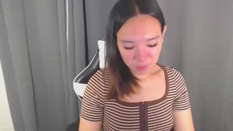 itsmehotqueen online show from 2, 12, 2025