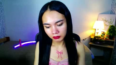 Snapshot of itsmeloveypinay chatting on 9, 10, 2025 itsmeloveypinay online show from 9, 10, 2025