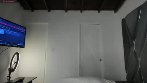 Snapshot of itsmoon_swt_ chatting on 6, 6, 2026 Moon online show from 6, 6, 2026