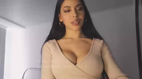 Snapshot of itsssssssme_lana chatting on 4, 1, 2025 itsssssssme_lana online show from 4, 1, 2025
