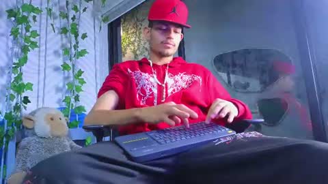 Snapshot of itszairen chatting on 20, 6, 2026 itszairen online show from 20, 6, 2026