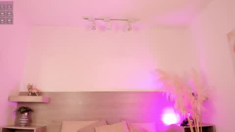 Snapshot of ivana_hall chatting on 29, 9, 2025 ivana_hall online show from 29, 9, 2025