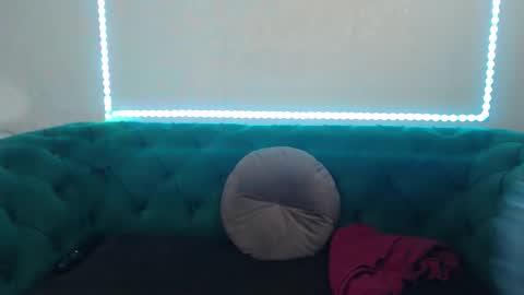 ivanacharm online show from 15, 1, 2026