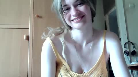 Snapshot of ivetta911 chatting on 25, 6, 2026 ivetta911 online show from 25, 6, 2026