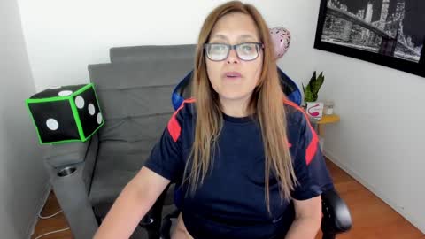 IVETTE online show from 30, 1, 2025