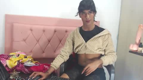 Snapshot of ivonneth chatting on 17, 2, 2026 ivonneth online show from 17, 2, 2026