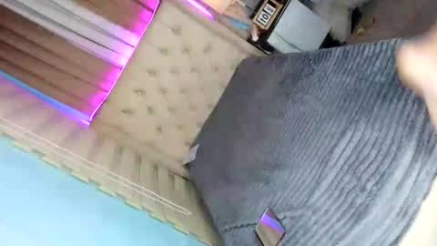 its my birthdayy online show from 25, 4, 2026