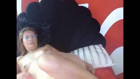 Snapshot of ivory_mistress chatting on 11, 5, 2026 ivory_mistress online show from 11, 5, 2026