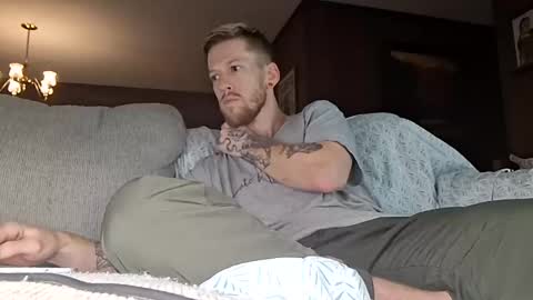 ivoryshaft2408 online show from 28, 9, 2025