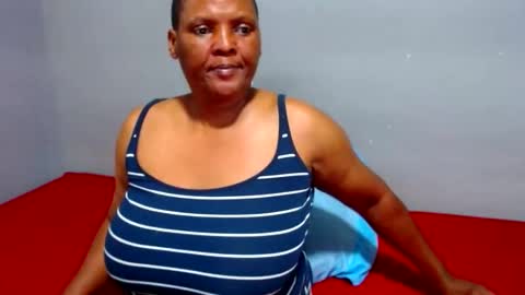 IVORYTITS48 online show from 12, 2, 2025