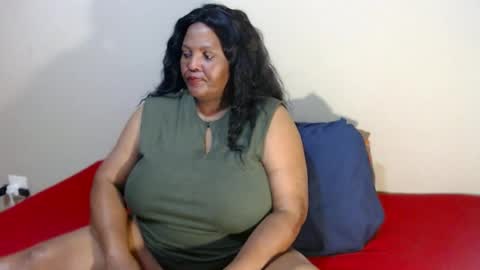 Snapshot of ivorytits48 chatting on 19, 6, 2026 IVORYTITS48 online show from 19, 6, 2026