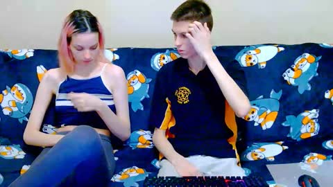 Snapshot of ivy__lester chatting on 4, 12, 2025 Ivy and Lester online show from 4, 12, 2025