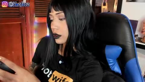   -    online show from 31, 7, 2026