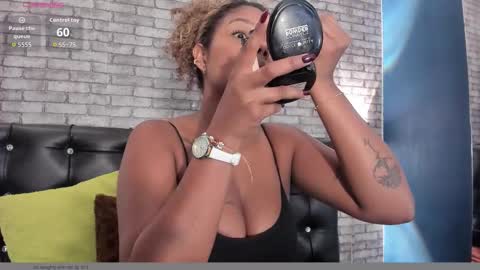 Snapshot of ivy_copper1 chatting on 8, 10, 2025 Ig  ivycopper1  online show from 8, 10, 2025