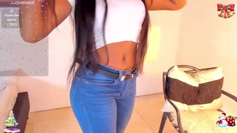 Snapshot of ivybliss8 chatting on 17, 12, 2024 i v y  b l i s s online show from 17, 12, 2024