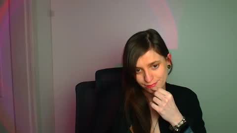 Ivy online show from 2, 4, 2026