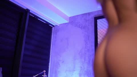 IvyRowa online show from 11, 3, 2025