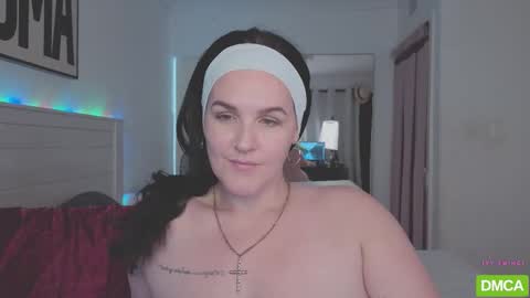 Ivy Swings online show from 17, 3, 2026