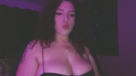 Snapshot of ivyy_sinss chatting on 29, 11, 2025 Amiee online show from 29, 11, 2025