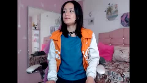 Snapshot of ivyyemerald_ chatting on 28, 5, 2026 IVY online show from 28, 5, 2026