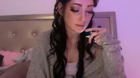 Snapshot of ivyyrosee8 chatting on 17, 10, 2025 Ivy Rose online show from 17, 10, 2025