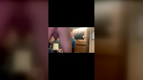 iwhitesmurf online show from 24, 4, 2026