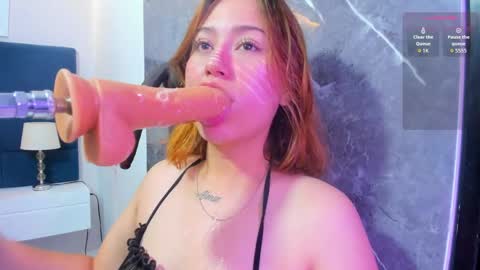 Snapshot of iza_grey chatting on 7, 6, 2026 Isa online show from 7, 6, 2026