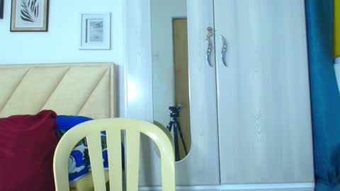 izaack online show from 13, 12, 2025