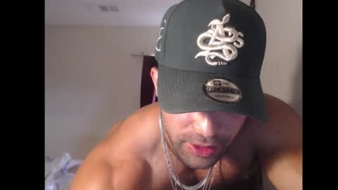 Snapshot of izak144 chatting on 13, 10, 2025 izak144 online show from 13, 10, 2025