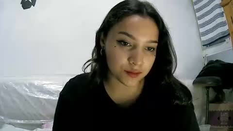 izzy_32 online show from 7, 2, 2026