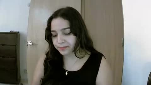 izzy_32 online show from 18, 2, 2026