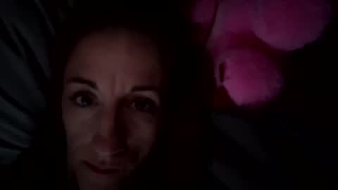 izzycums88 online show from 2, 12, 2025