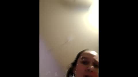 izzypopxoxo online show from 14, 1, 2025