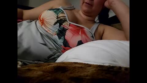 izzypopxoxo online show from 5, 2, 2026