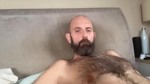 izzysboytoy1 online show from 12, 1, 2026