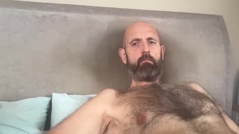 izzysboytoy1 online show from 6, 2, 2026