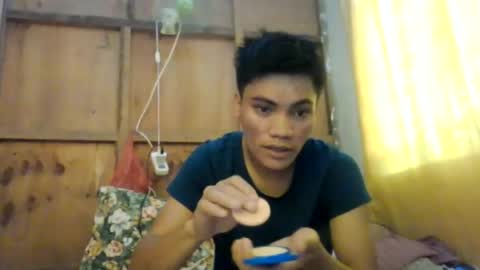 Snapshot of j573761 chatting on 16, 6, 2026 j573761 online show from 16, 6, 2026
