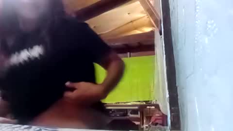 Snapshot of j828413 chatting on 24, 10, 2025 j828413 online show from 24, 10, 2025