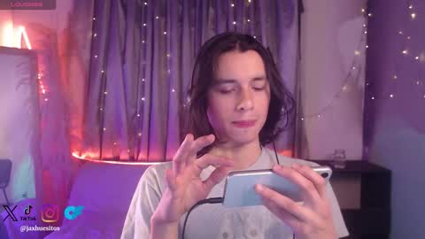 Hey im Jaxxxon check my info     online show from 19, 1, 2026