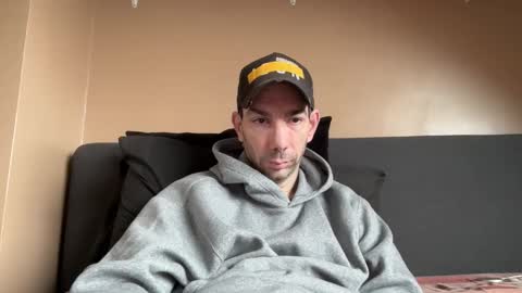 Snapshot of j_dc chatting on 6, 11, 2025 j_dc online show from 6, 11, 2025