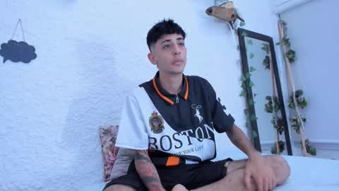 j_martony online show from 18, 12, 2025