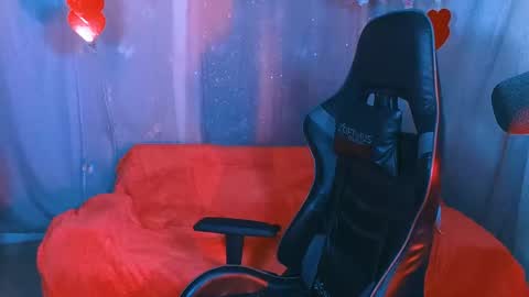 Snapshot of jaadee18 chatting on 1, 1, 2025 jade 18 online show from 1, 1, 2025