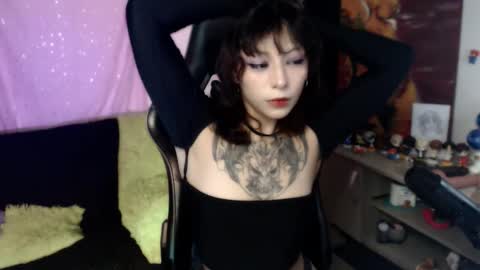 jade 18  online show from 5, 3, 2026