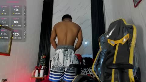 Snapshot of jack_muscles69_ chatting on 19, 12, 2024 Jack online show from 19, 12, 2024